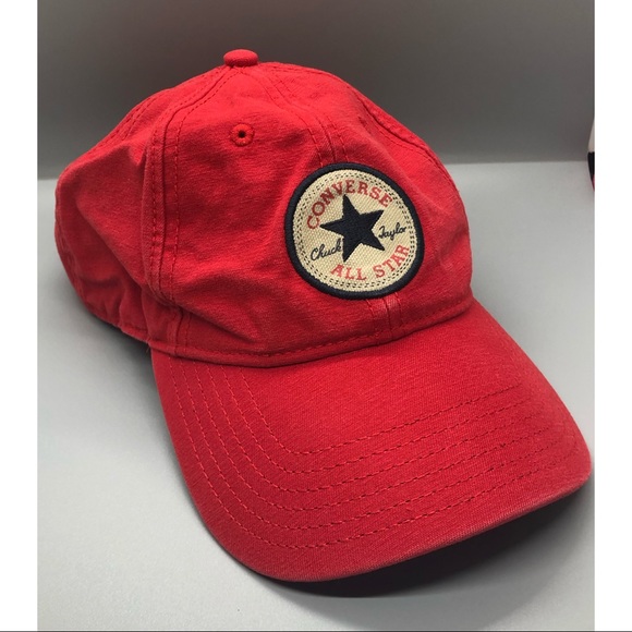 red converse hat